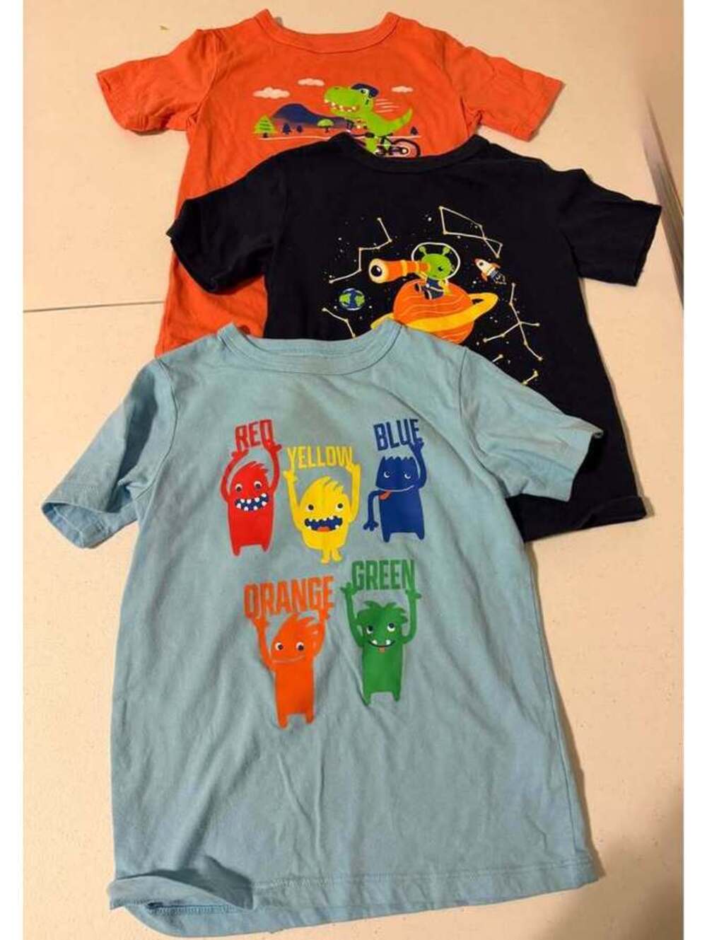 The Children's Place Boys 5T Graphic T-Shirts - 3 Pack